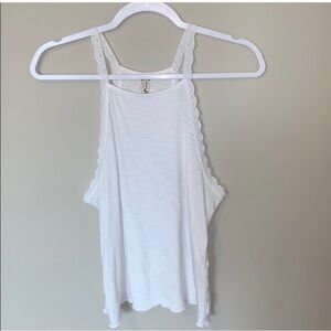Intimately free people white tank top
Size S